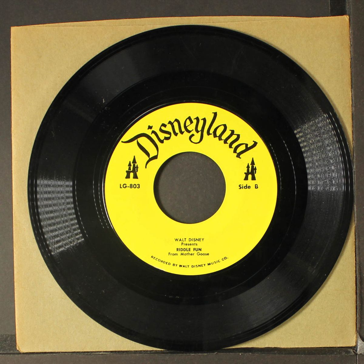 mother hubbard by STERLING HOLLOWAY
