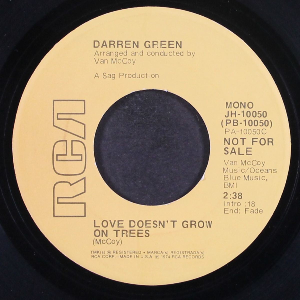 love doesn't grow on trees / mono by DARREN GREEN
