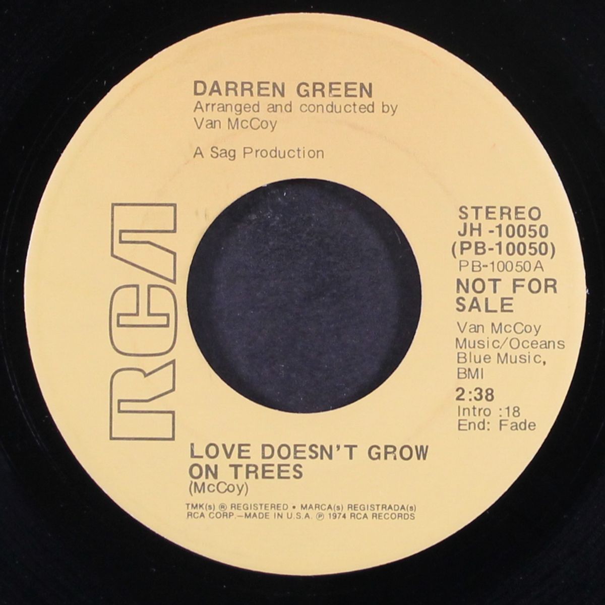 love doesn't grow on trees / mono by DARREN GREEN