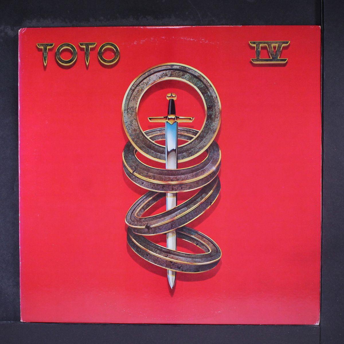 iv by TOTO