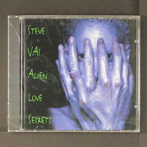 STEVE VAI