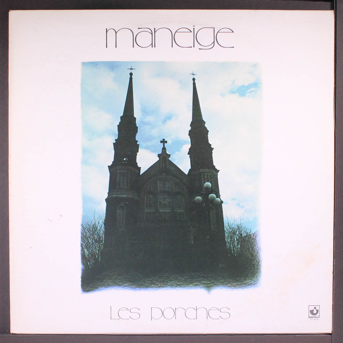 les porches by MANEIGE