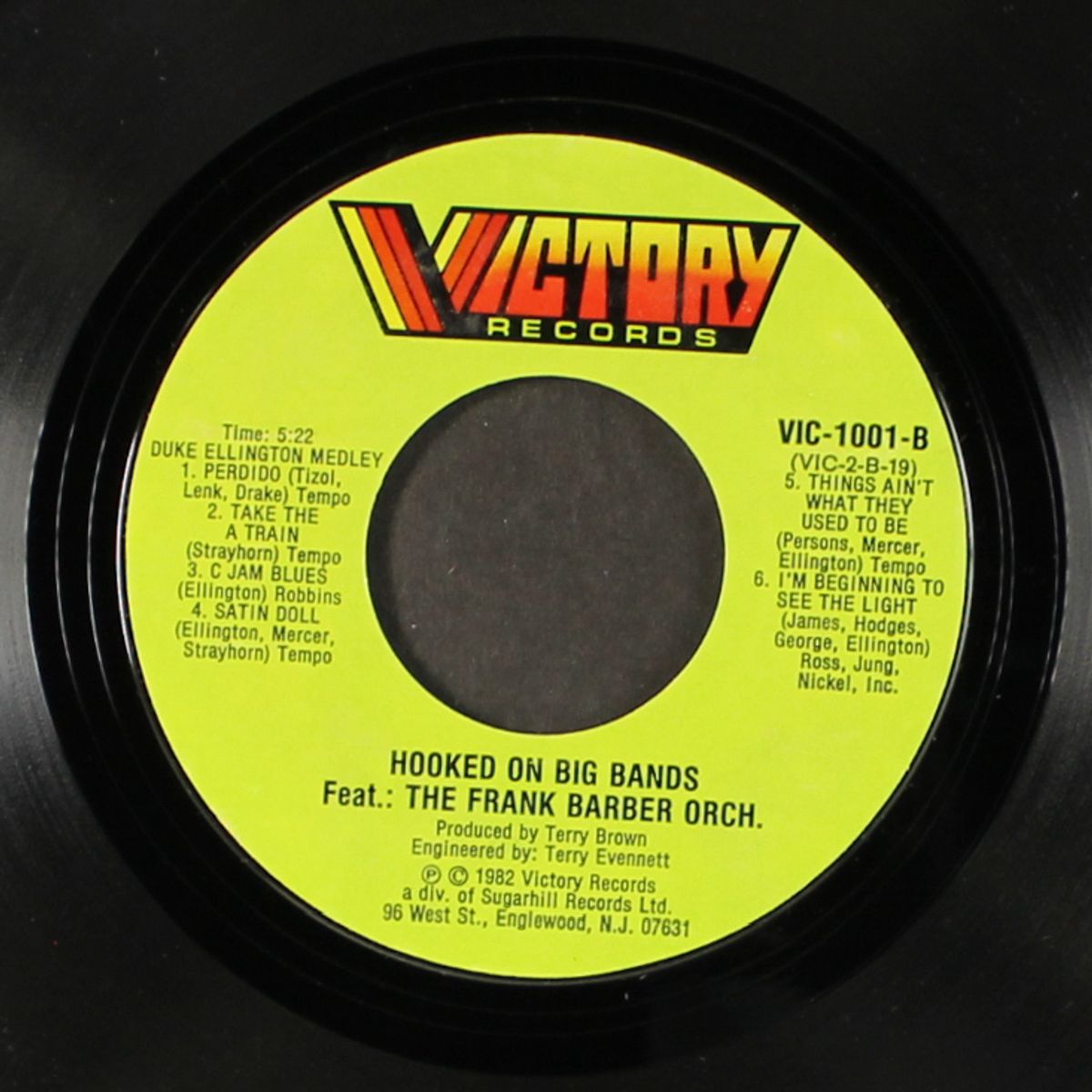 hooked on big bands by FRANK BARBER