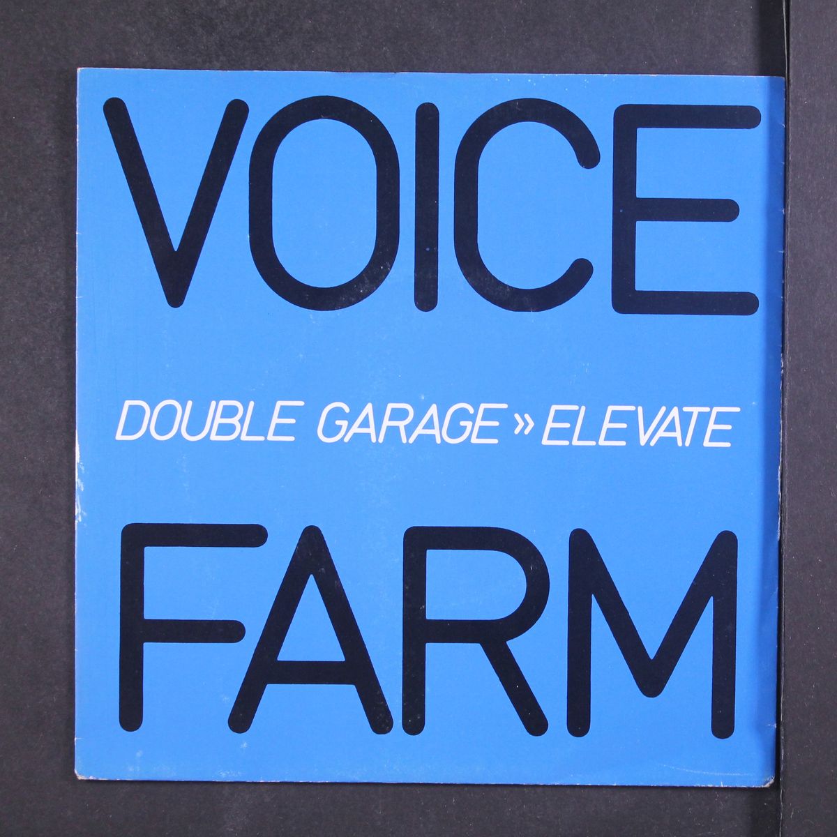 double garage / elevate by VOICE FARM