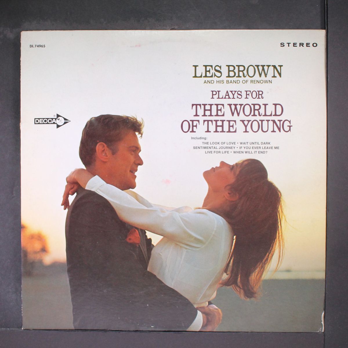 plays for the world of the young by LES BROWN