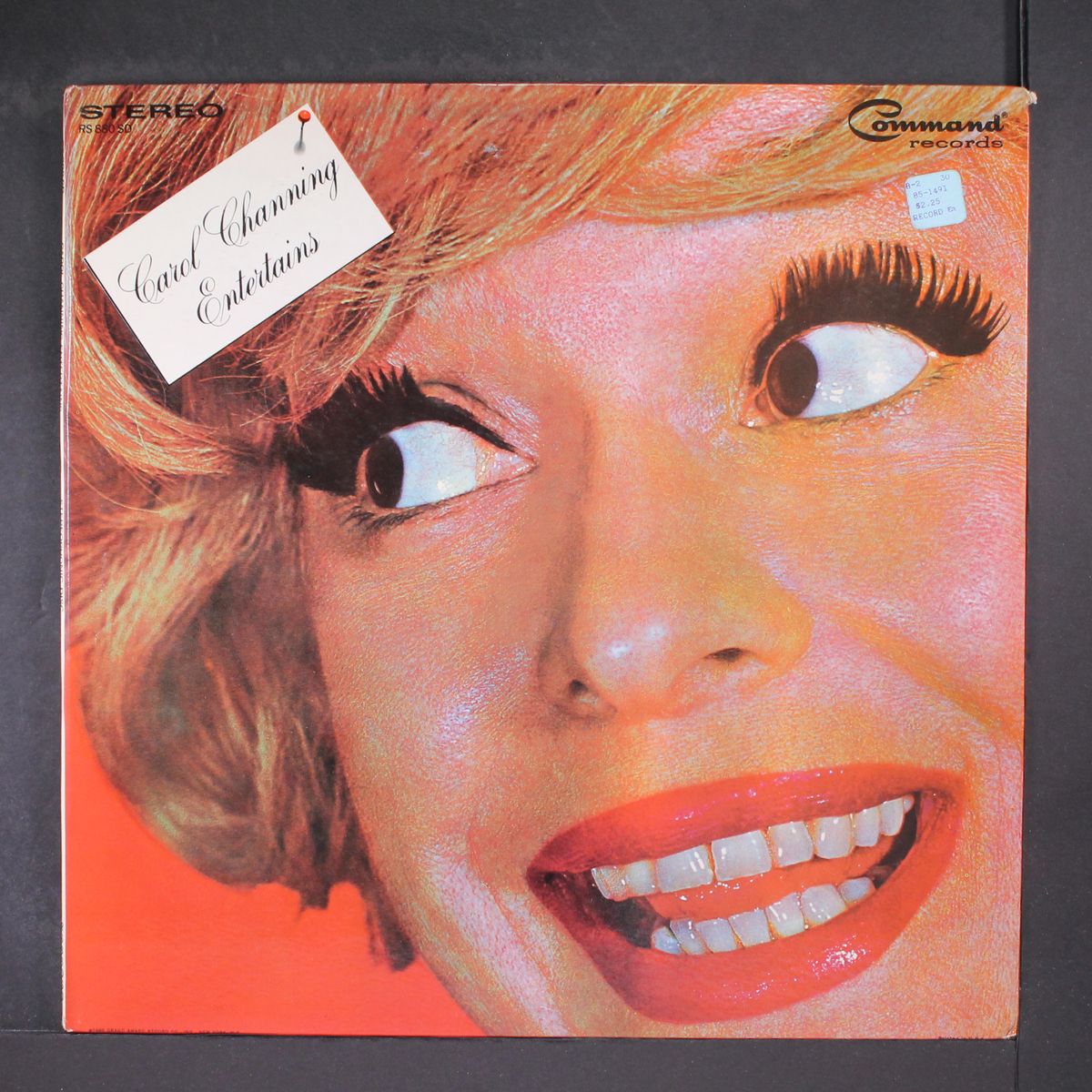 entertains by CAROL CHANNING