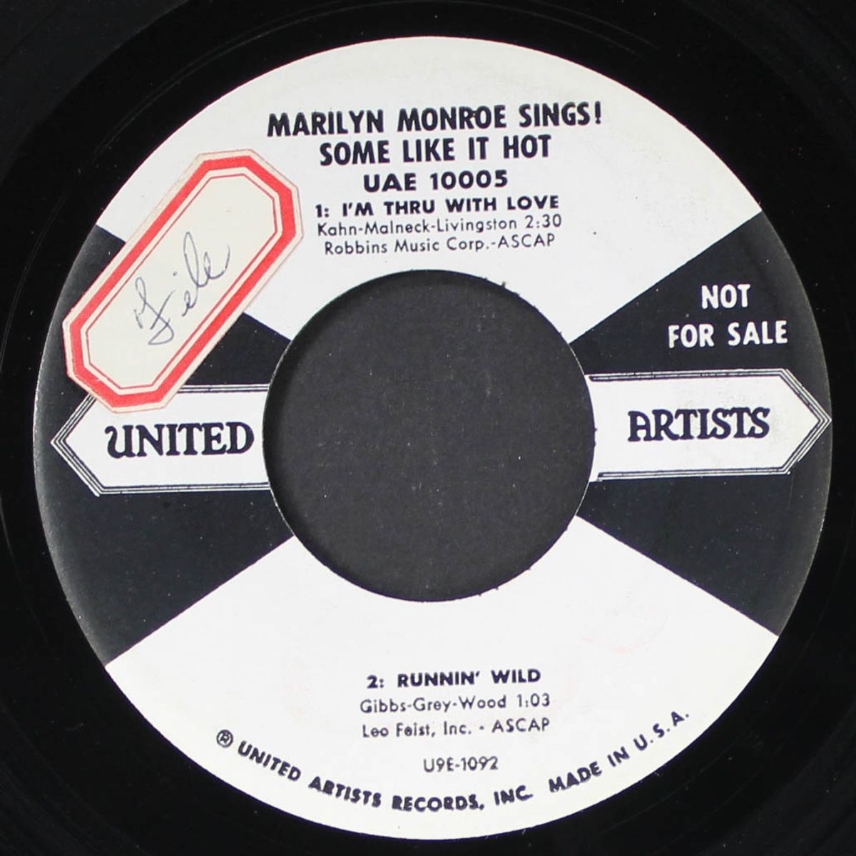some like it hot by MARILYN MONROE
