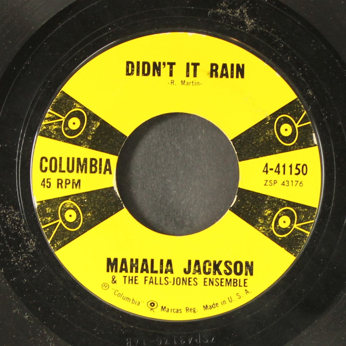 he's got the whole world in his hands / didn't it rain by MAHALIA JACKSON