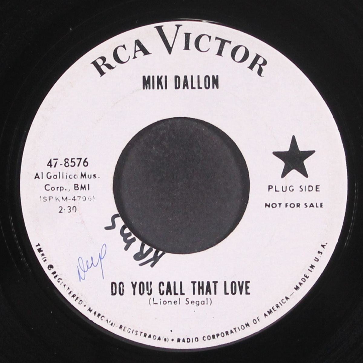 apple pie / do you call that love? by MIKI DALLON