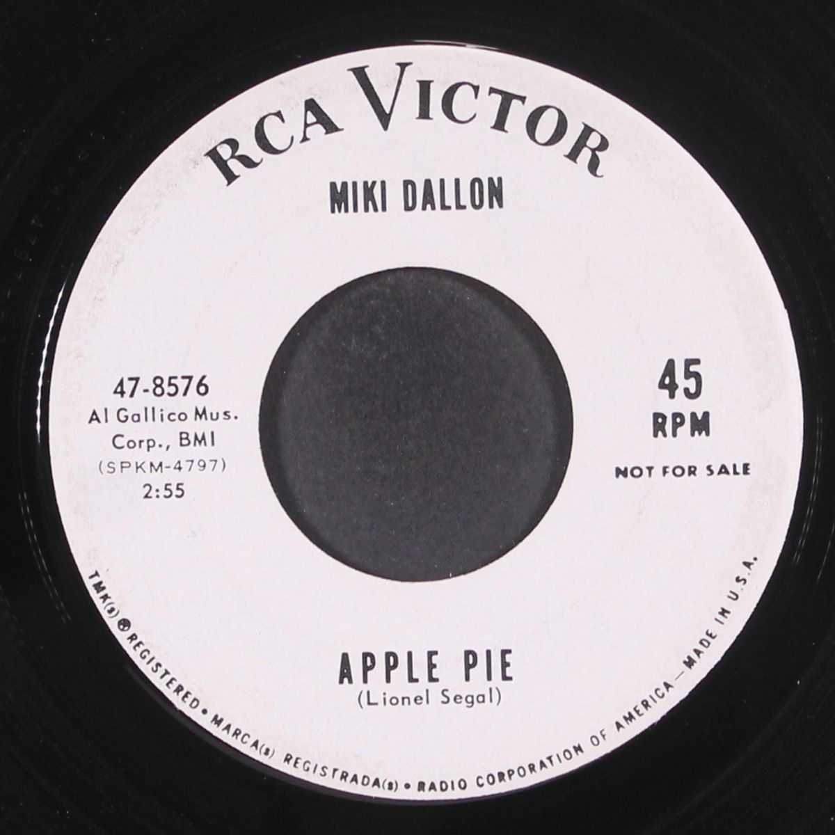 apple pie / do you call that love? by MIKI DALLON