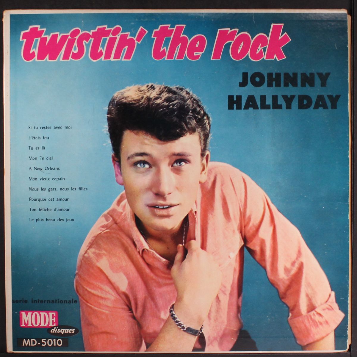twistin' the rock by JOHNNY HALLYDAY