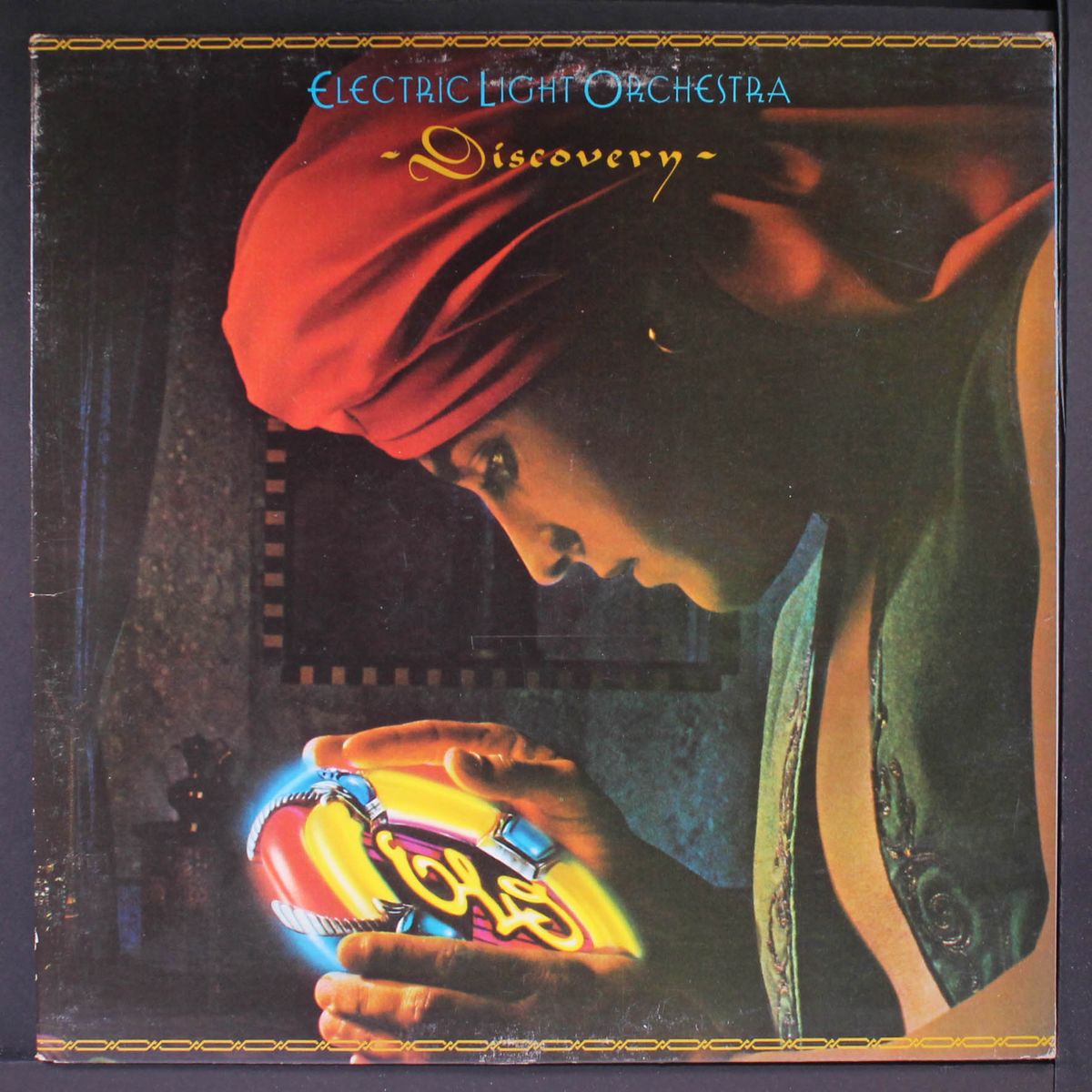 discovery by ELECTRIC LIGHT ORCHESTRA