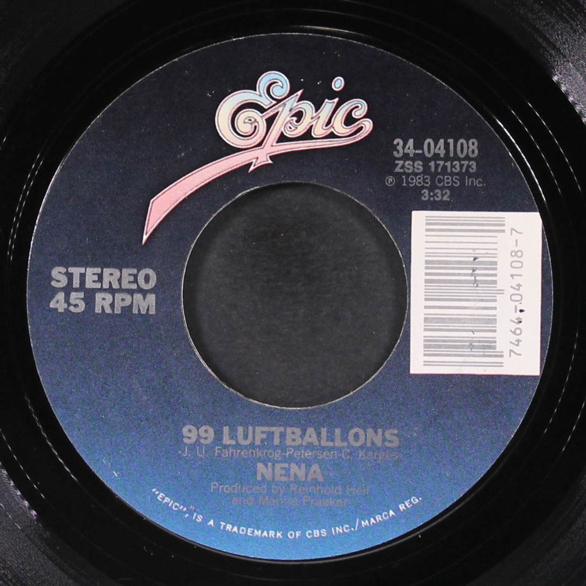 99 luftballons / 99 red balloons by NENA