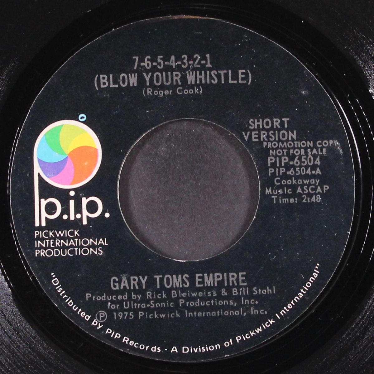 7-6-5-4-3-2-1 (blow your whistle) / short by GARY TOMS EMPIRE