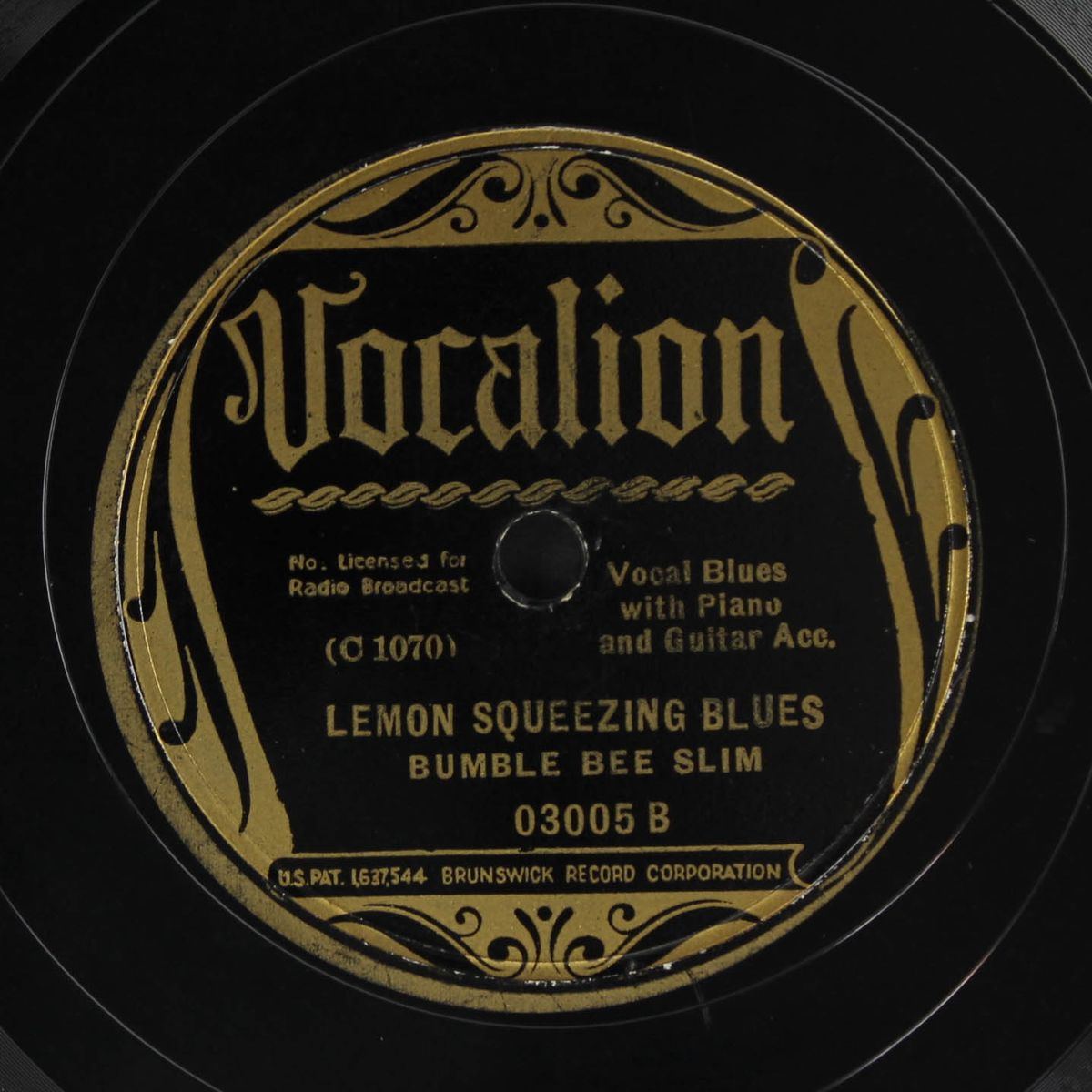 fattening frogs for snakes / lemon squeezing blues by BUMBLE BEE SLIM