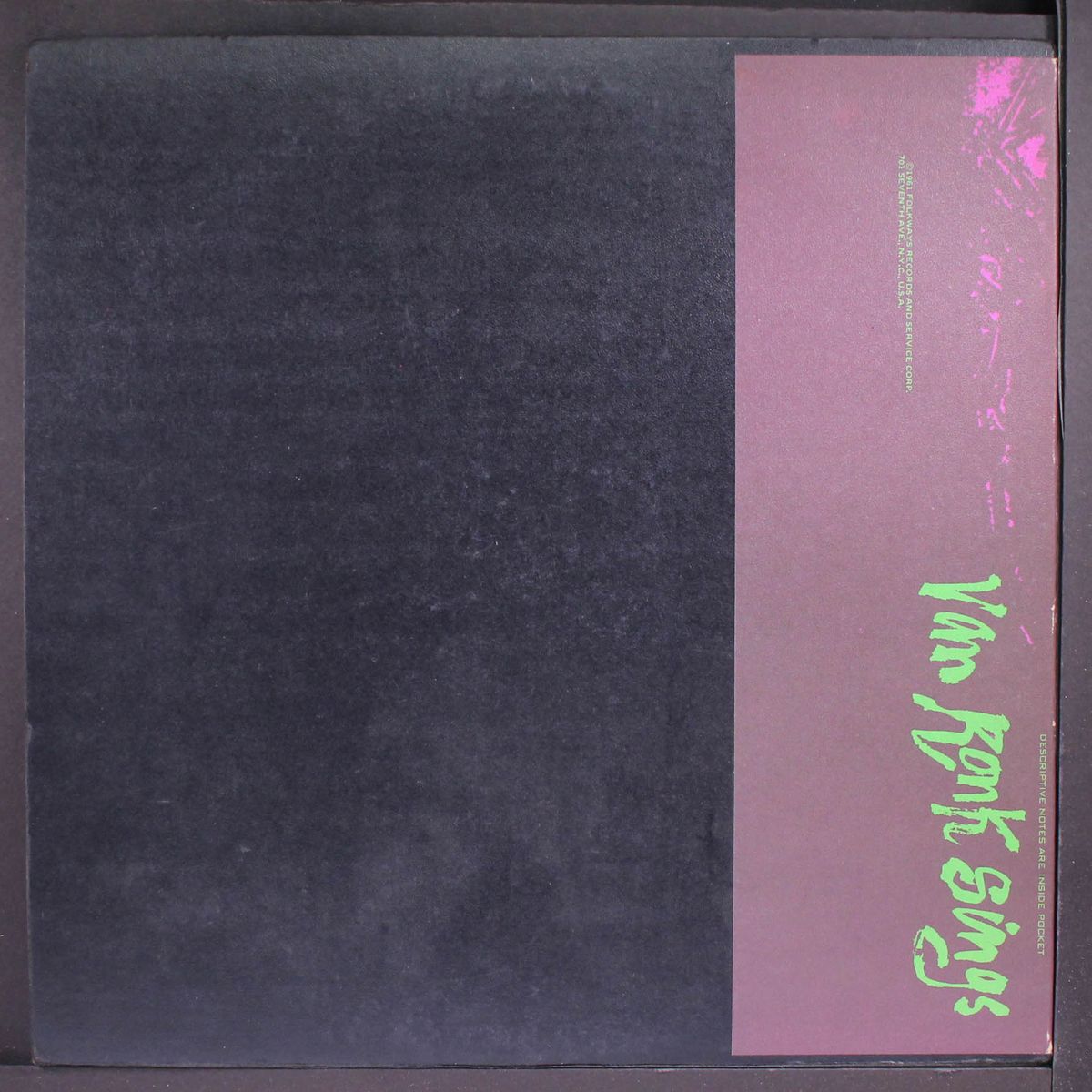 sings by DAVE VAN RONK