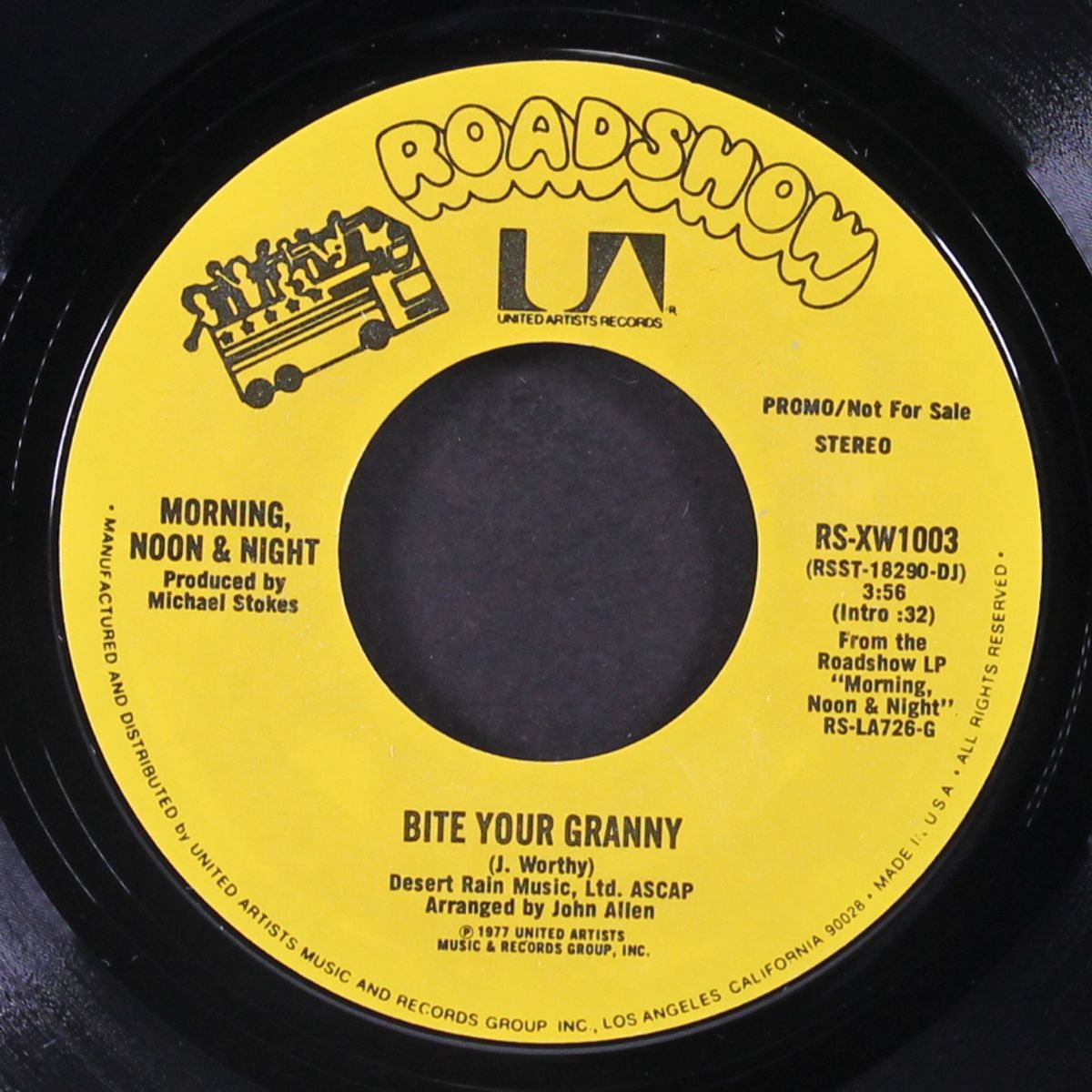 bite your granny / short by MORNING, NOON & NIGHT
