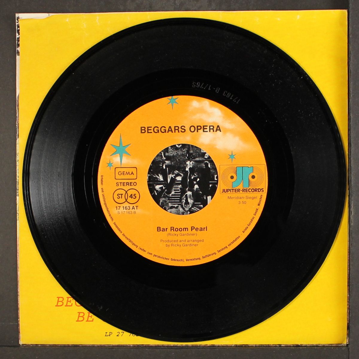 i'm a roadie / bar room pearl by BEGGARS OPERA