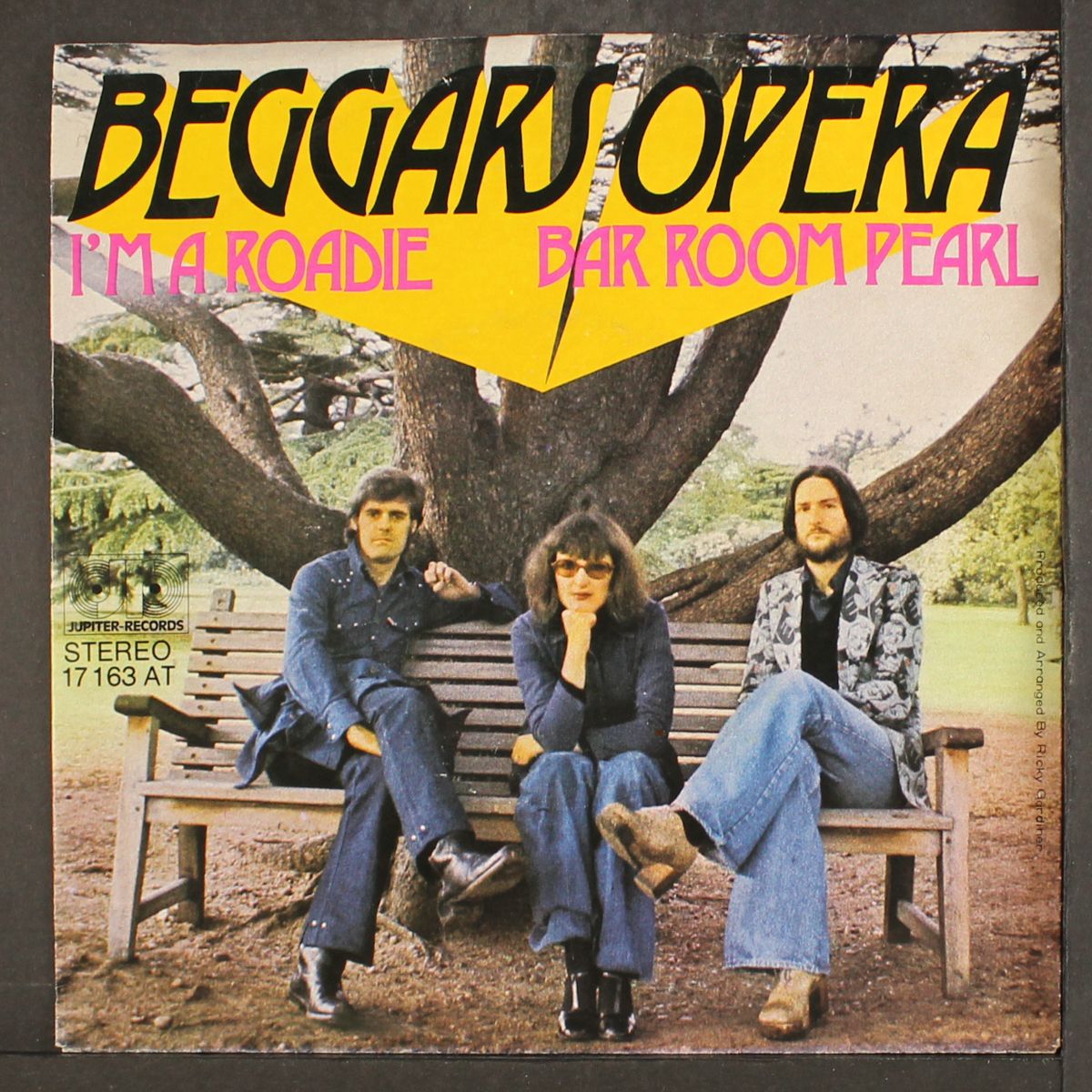 i'm a roadie / bar room pearl by BEGGARS OPERA
