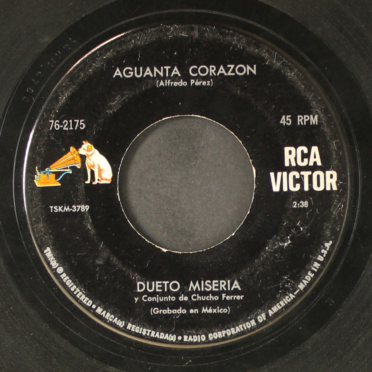 aguanta corazon / aunque tu no quieras by DUETO MISERIA