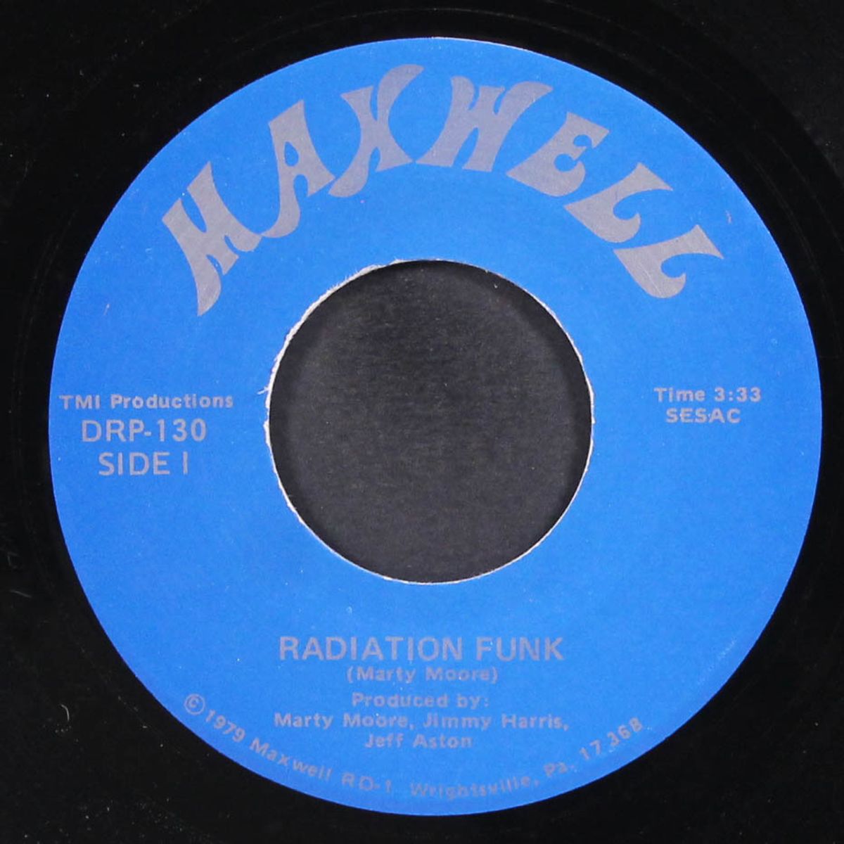 a new star / radiation funk by MAXWELL