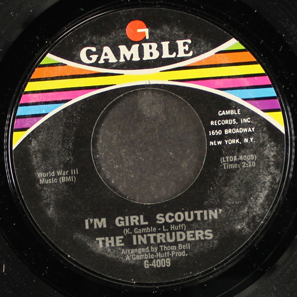 i'm girl scoutin' / wonder what kind of bag she's in by INTRUDERS