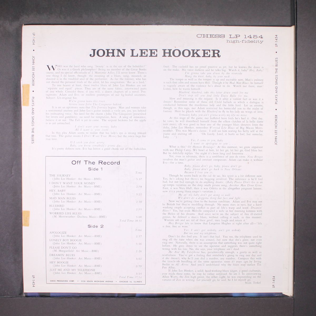 plays & sings the blues by JOHN LEE HOOKER