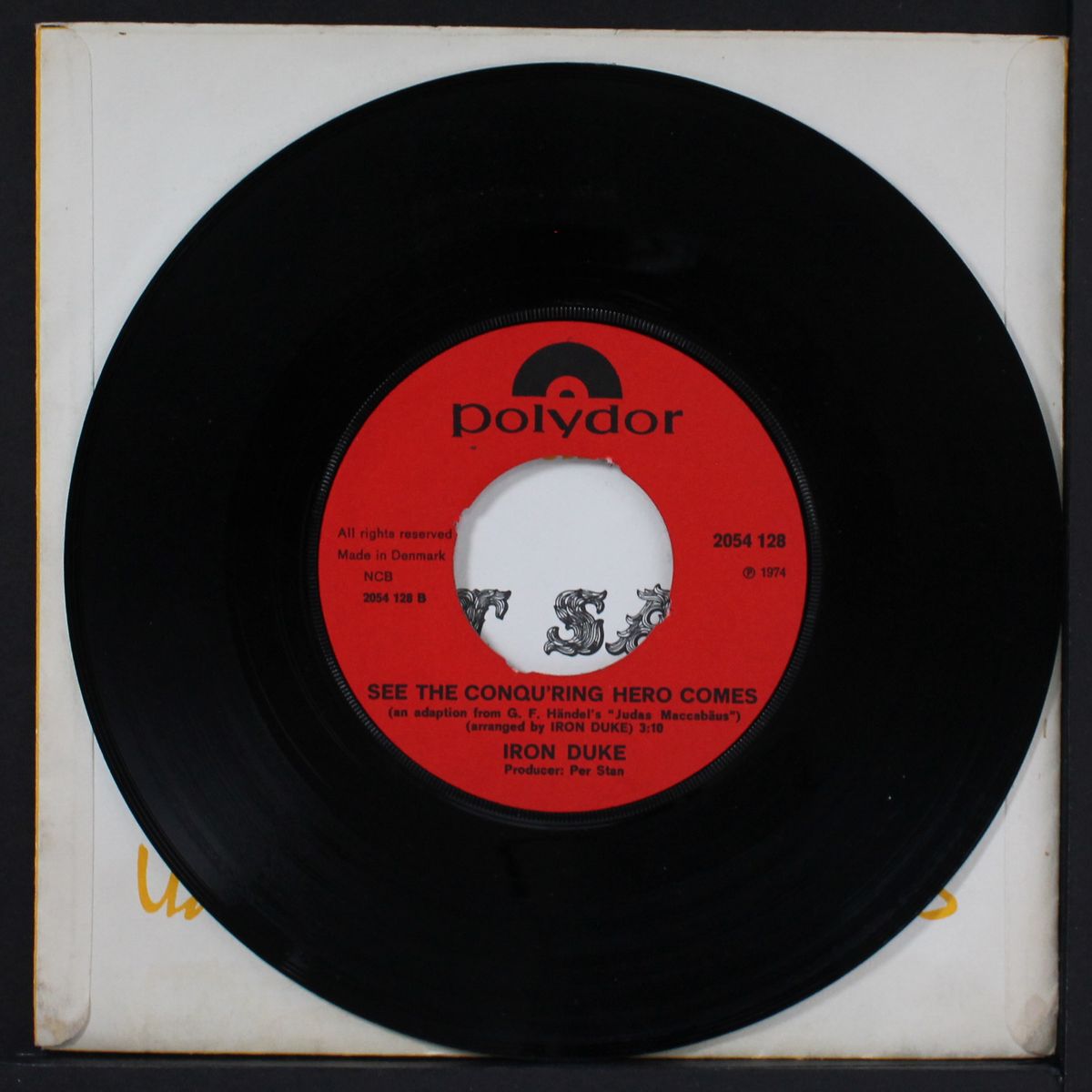 happy band / see the conqu'ring hero comes by IRON DUKE