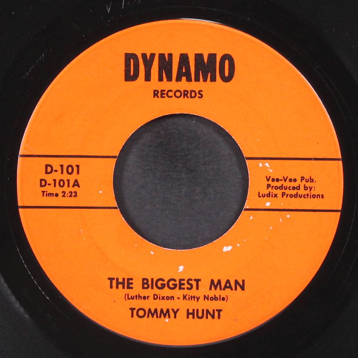 the biggest man / never love a robin by TOMMY HUNT