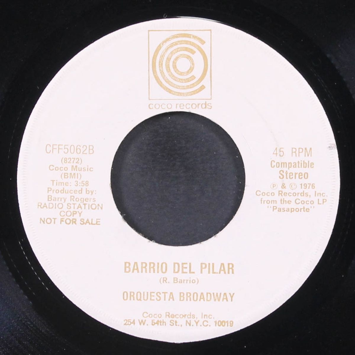 isla del encanto / barrio del pilar by ORQUESTA BROADWAY