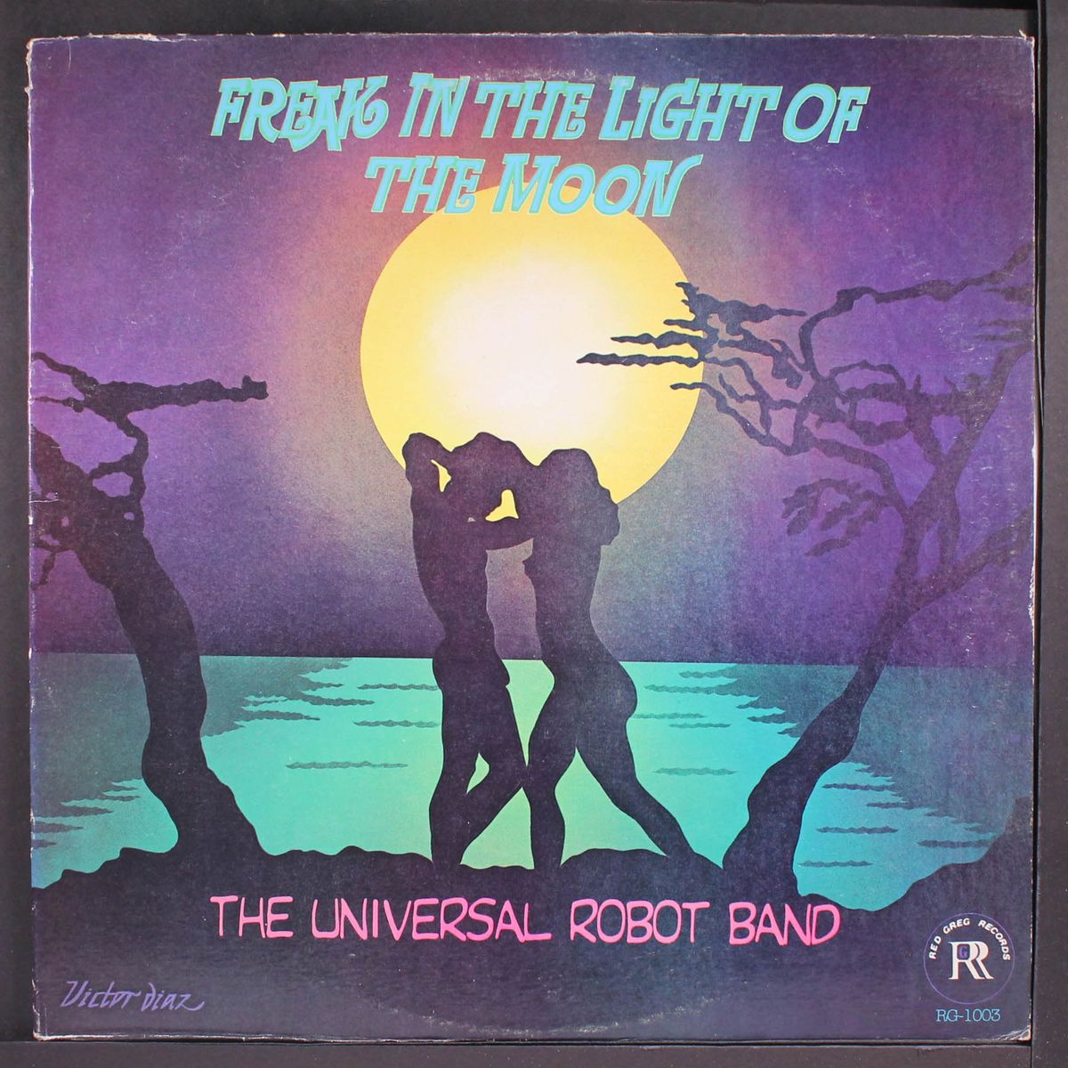 freak in the light of the moon by UNIVERSAL ROBOT BAND