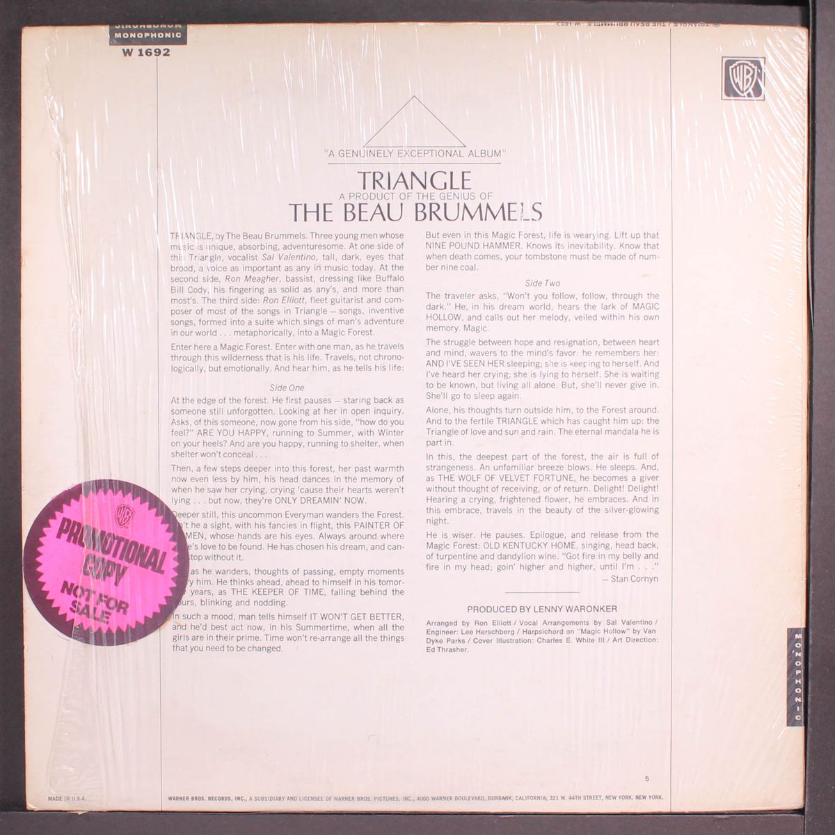 triangle by BEAU BRUMMELS