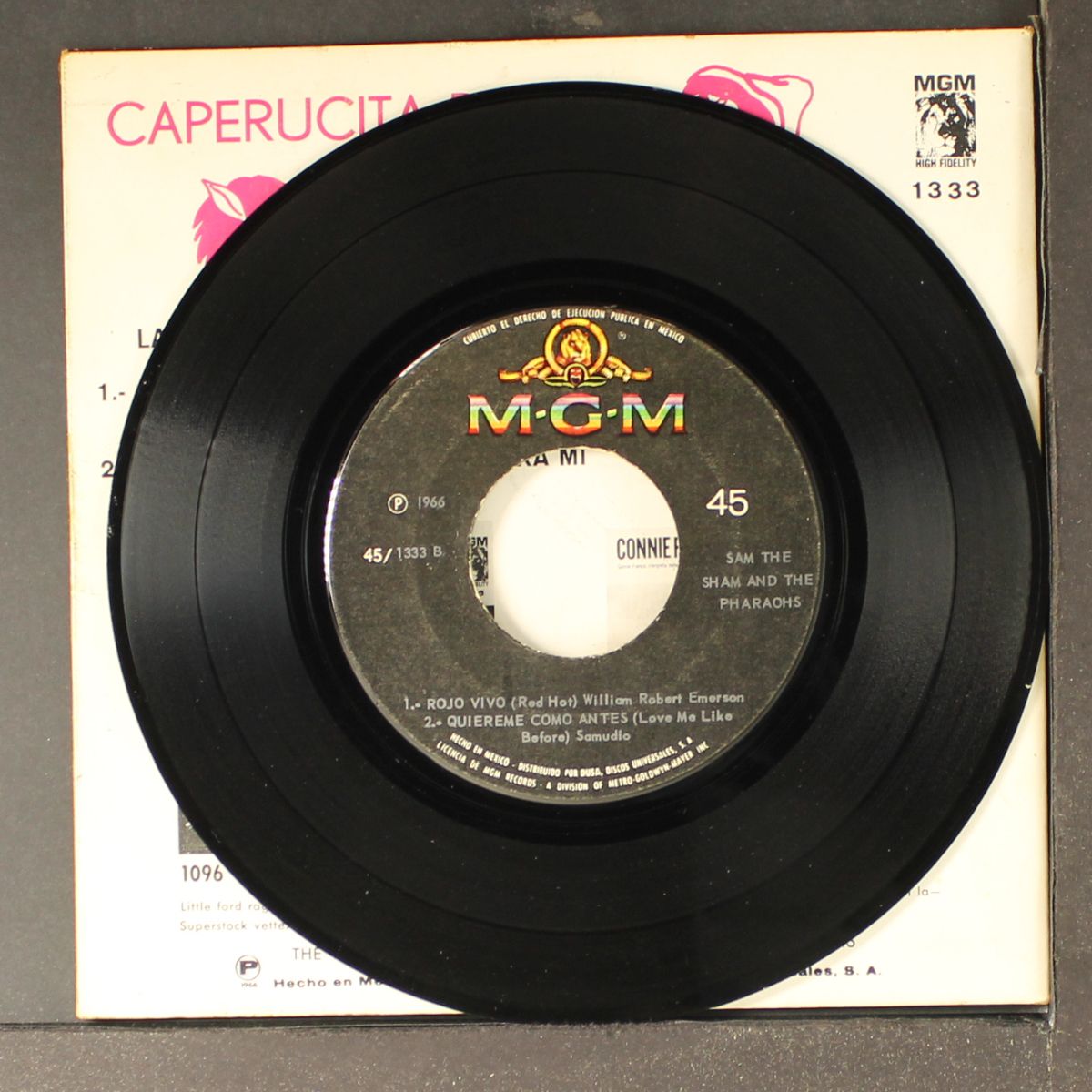 caperucita roja by SAM THE SHAM & PHARAOHS