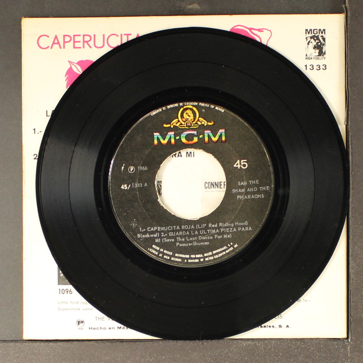 caperucita roja by SAM THE SHAM & PHARAOHS