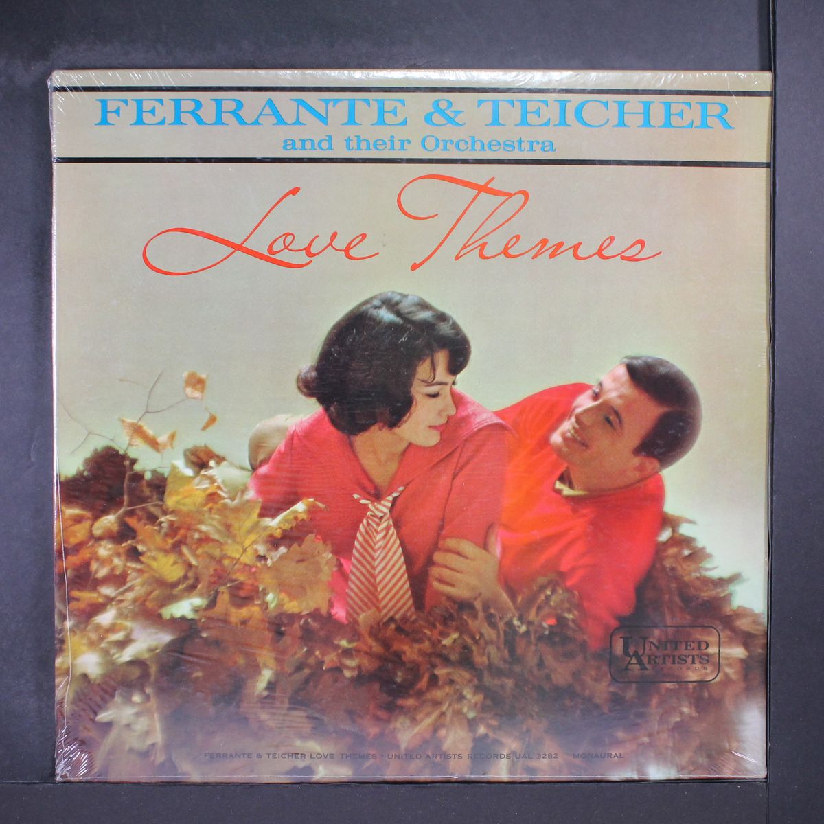 love themes by FERRANTE & TEICHER