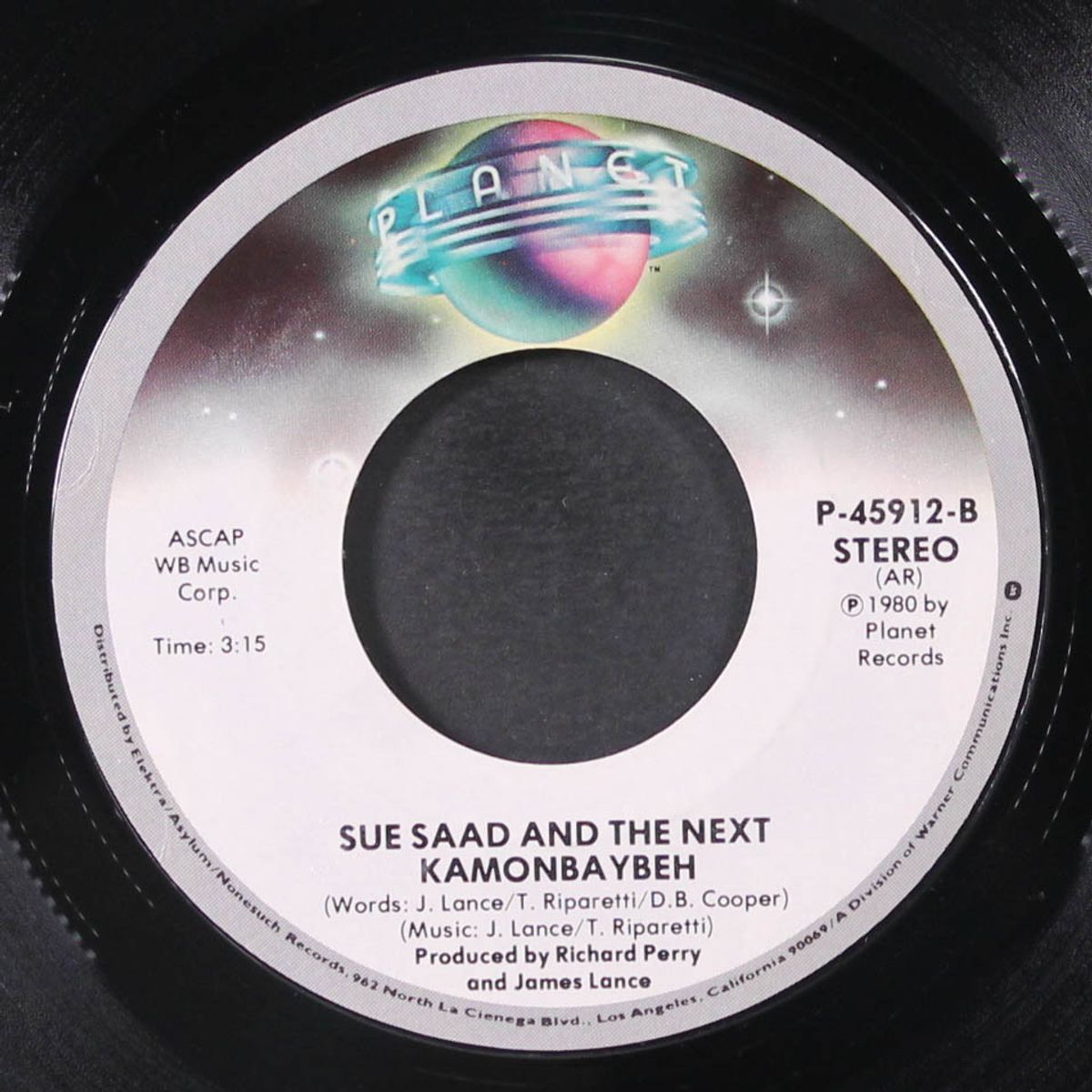 won't give it up / kamonbaybeh by SUE SAAD & NEXT