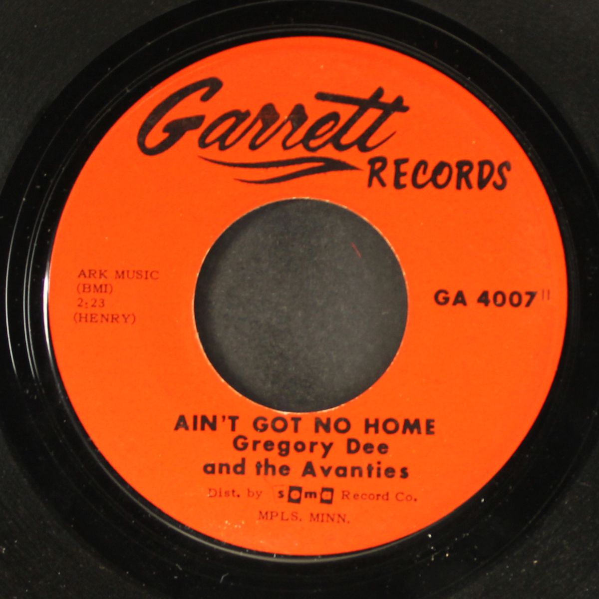olds mo williams / ain't got no home by GREGORY DEE & AVANTIES