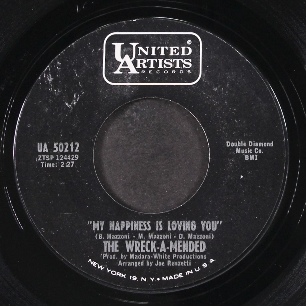 love is in the air / my happiness... by WRECK-A-MENDED