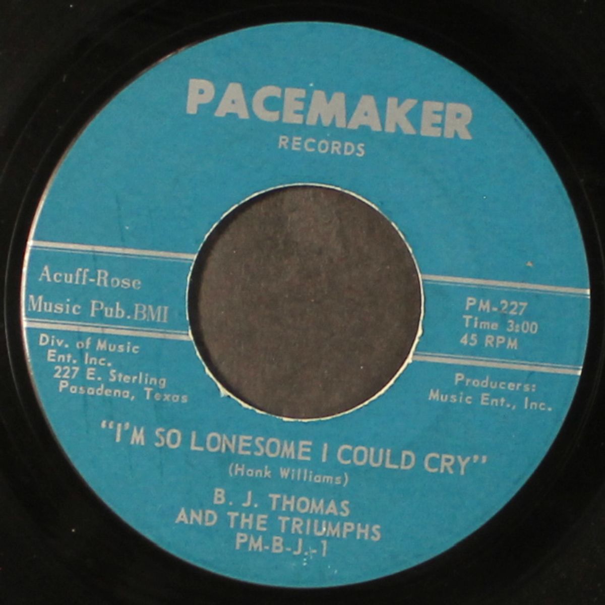 i'm so lonesome i could cry / candy baby by B.J. THOMAS & TRIUMPHS