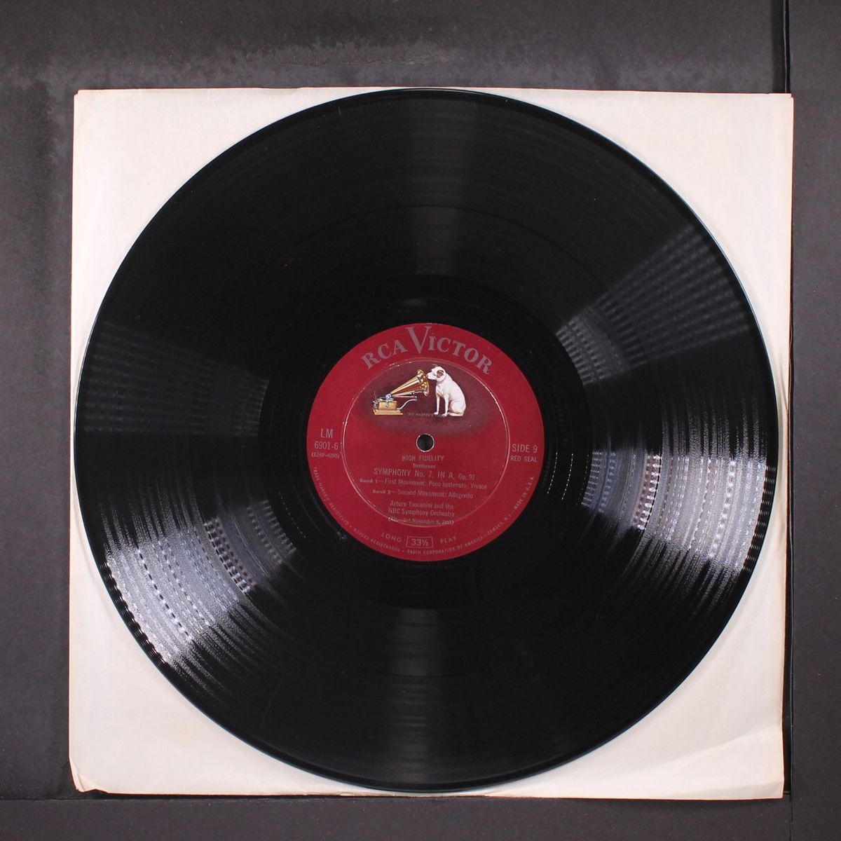 nine beethoven symphonies by ARTURO TOSCANINI