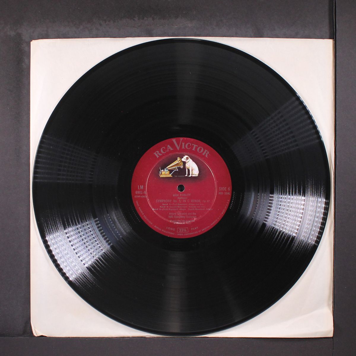 nine beethoven symphonies by ARTURO TOSCANINI