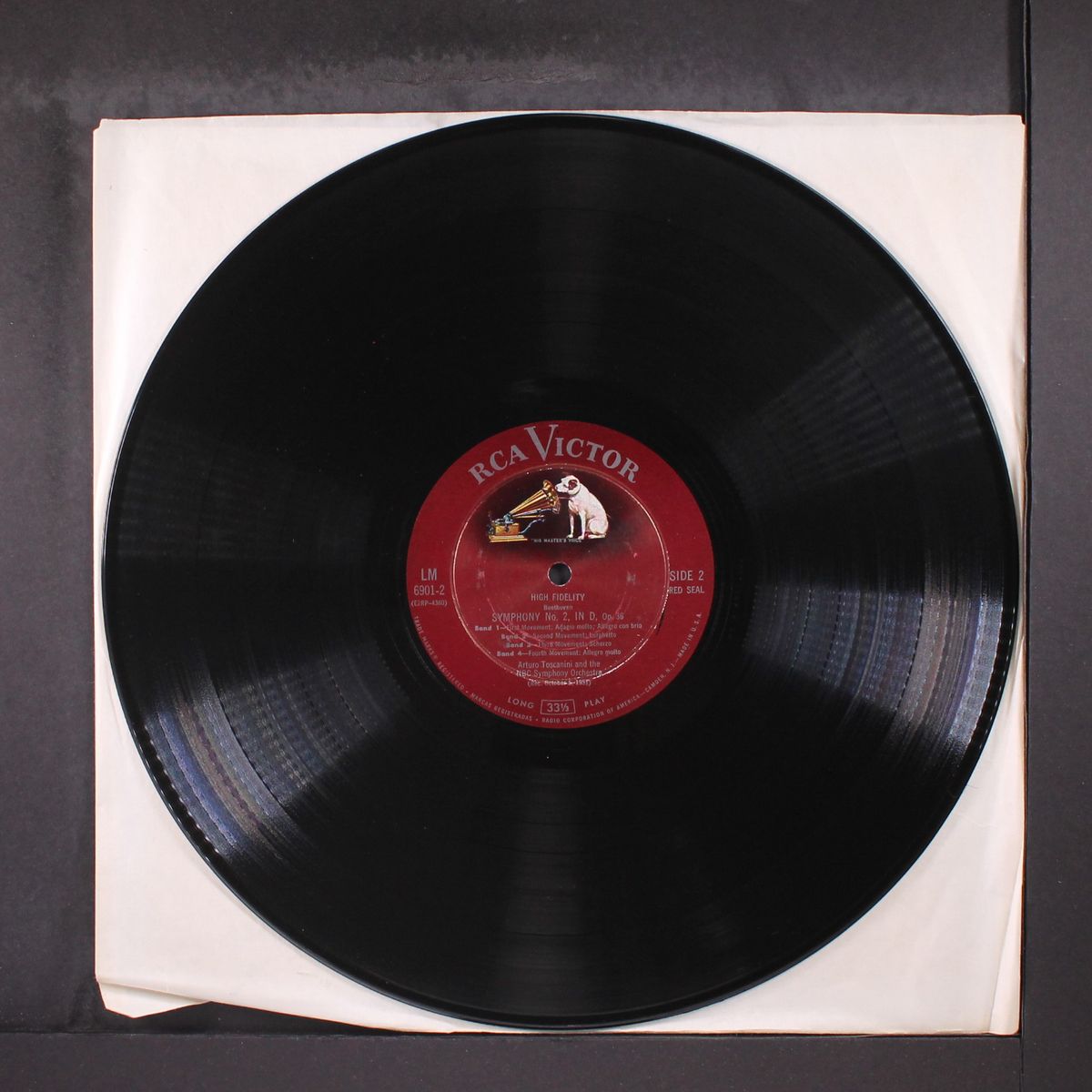 nine beethoven symphonies by ARTURO TOSCANINI