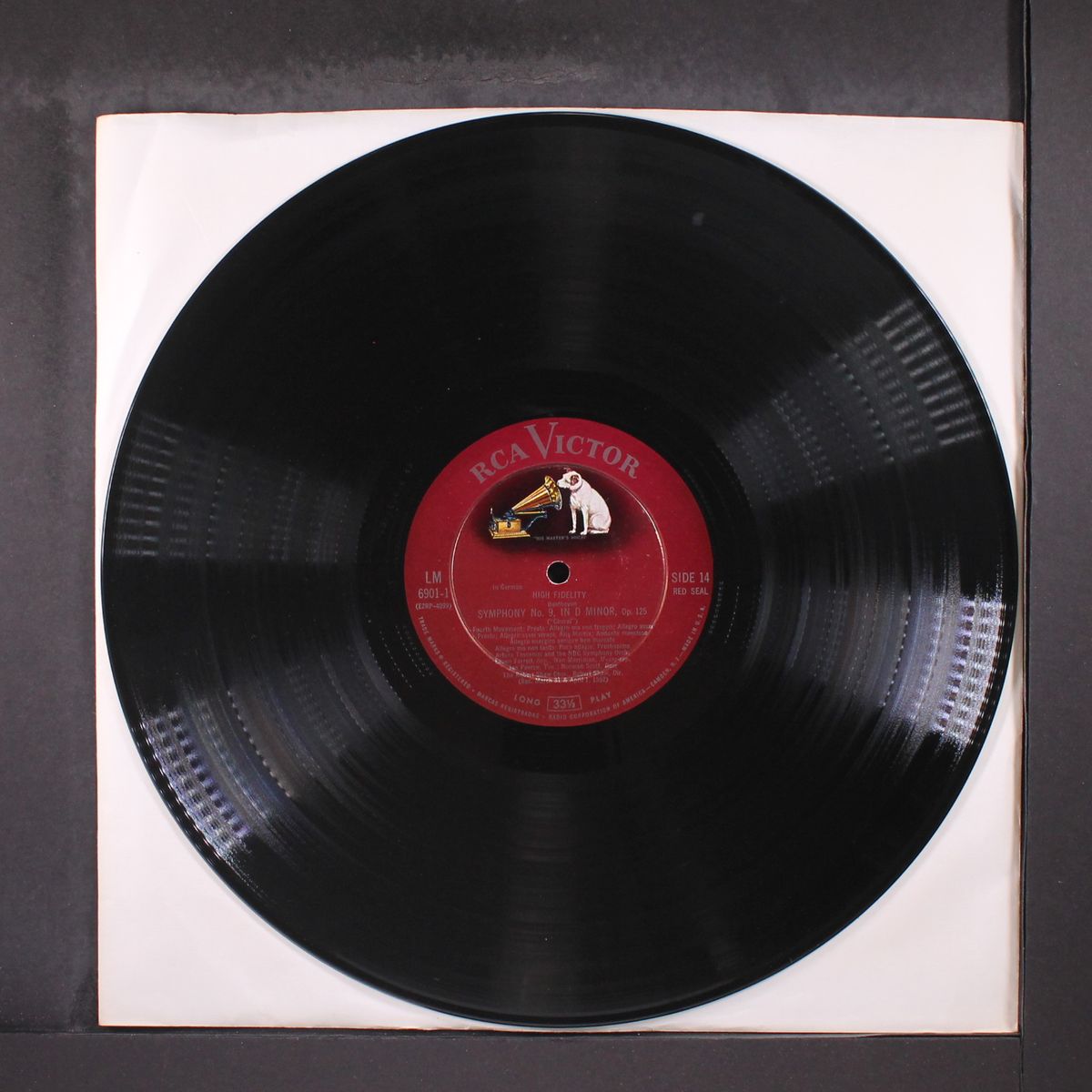 nine beethoven symphonies by ARTURO TOSCANINI