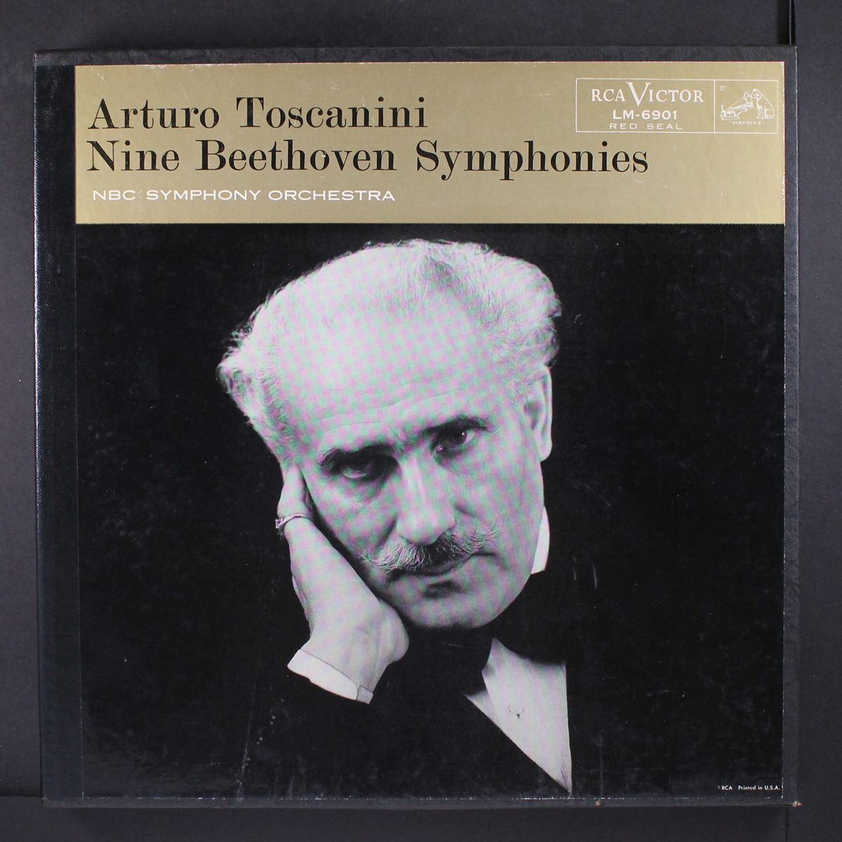 nine beethoven symphonies by ARTURO TOSCANINI