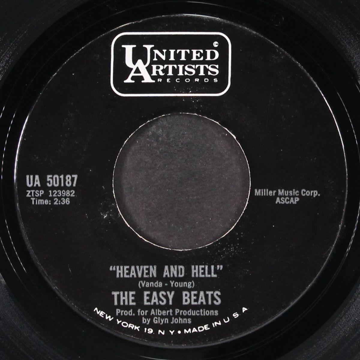 heaven and hell / pretty girl by EASYBEATS