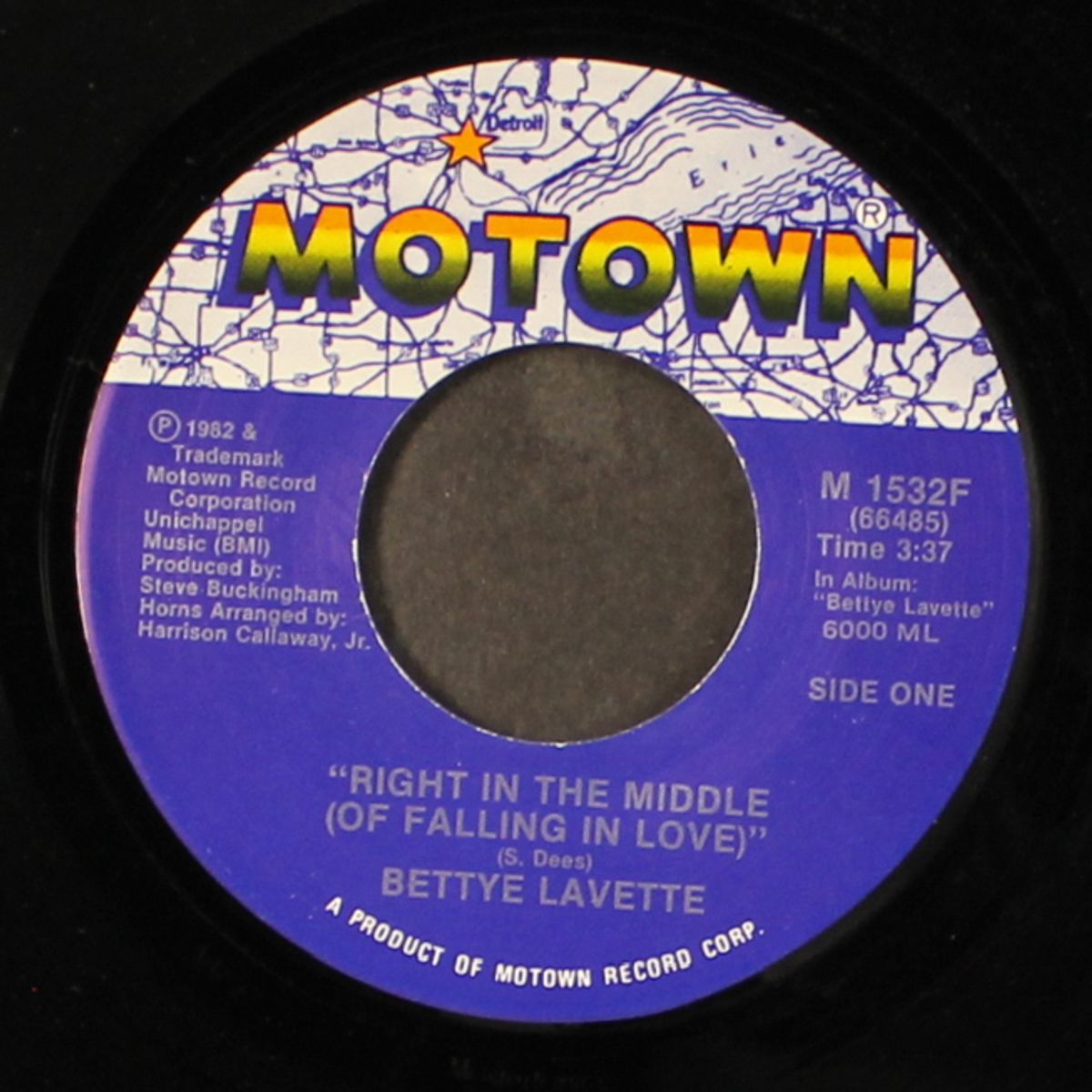 you seen one you seen 'em all / right in the middle by BETTYE LAVETTE