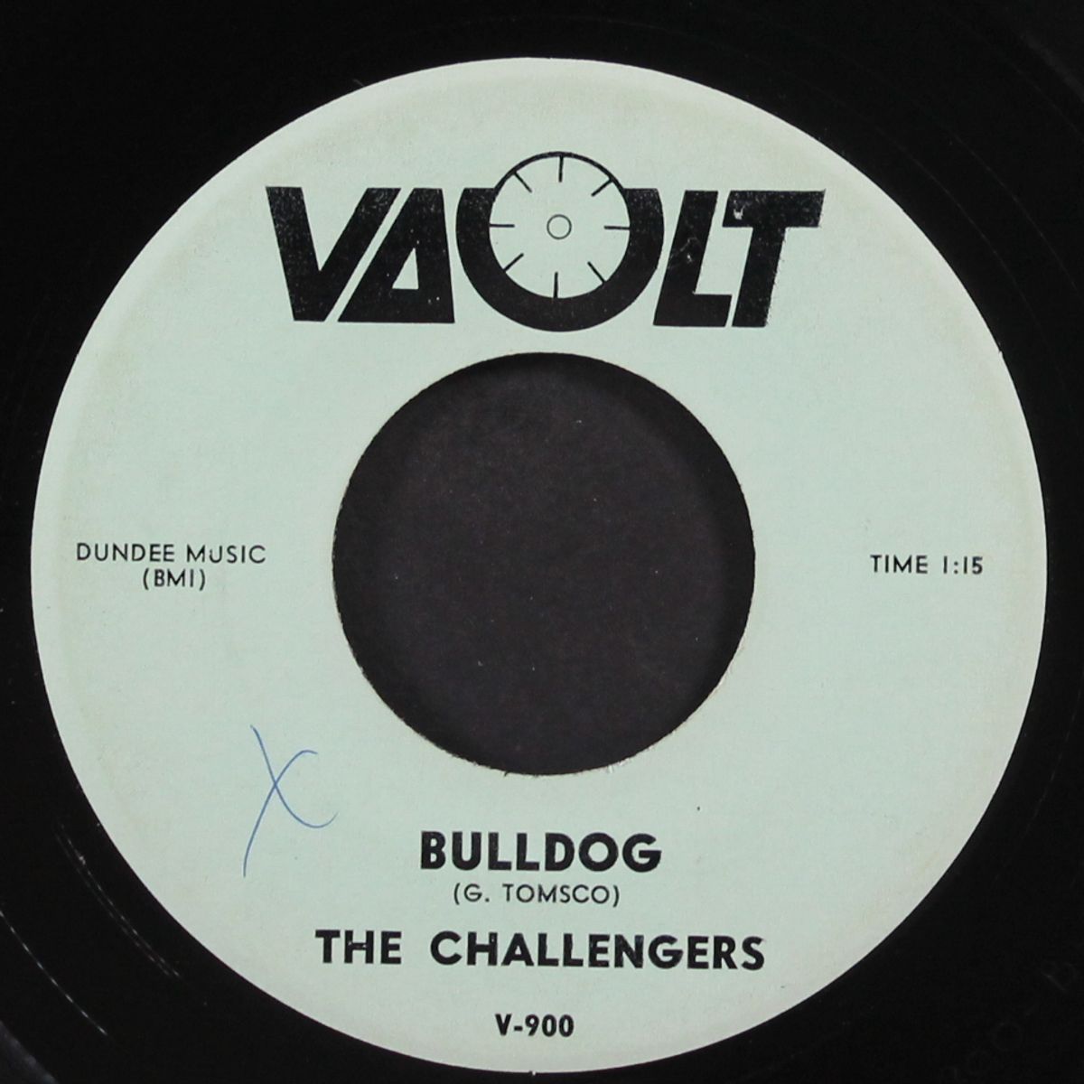 torquay / bulldog by CHALLENGERS