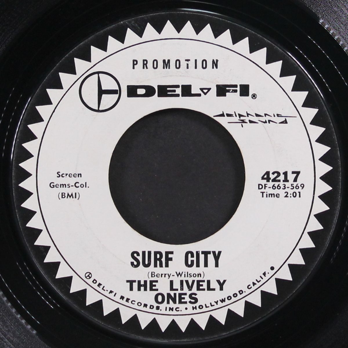 telstar surf / surf city by LIVELY ONES