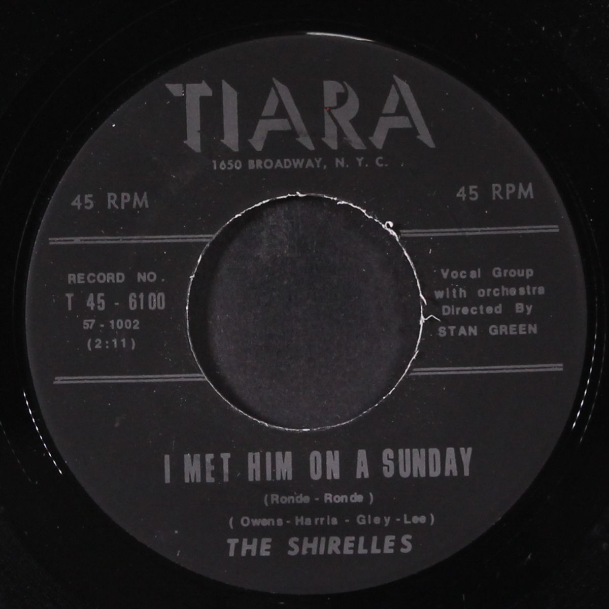 i met him on a sunday / i want you to be my boyfriend by SHIRELLES