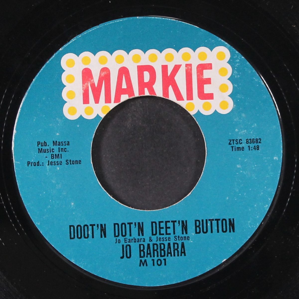fried rice / doot'n dot'n deet'n button by JO BARBARA